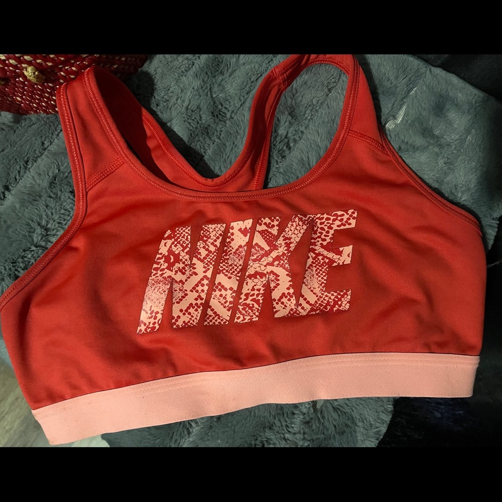 Nike Medium-Support Sports Bra
